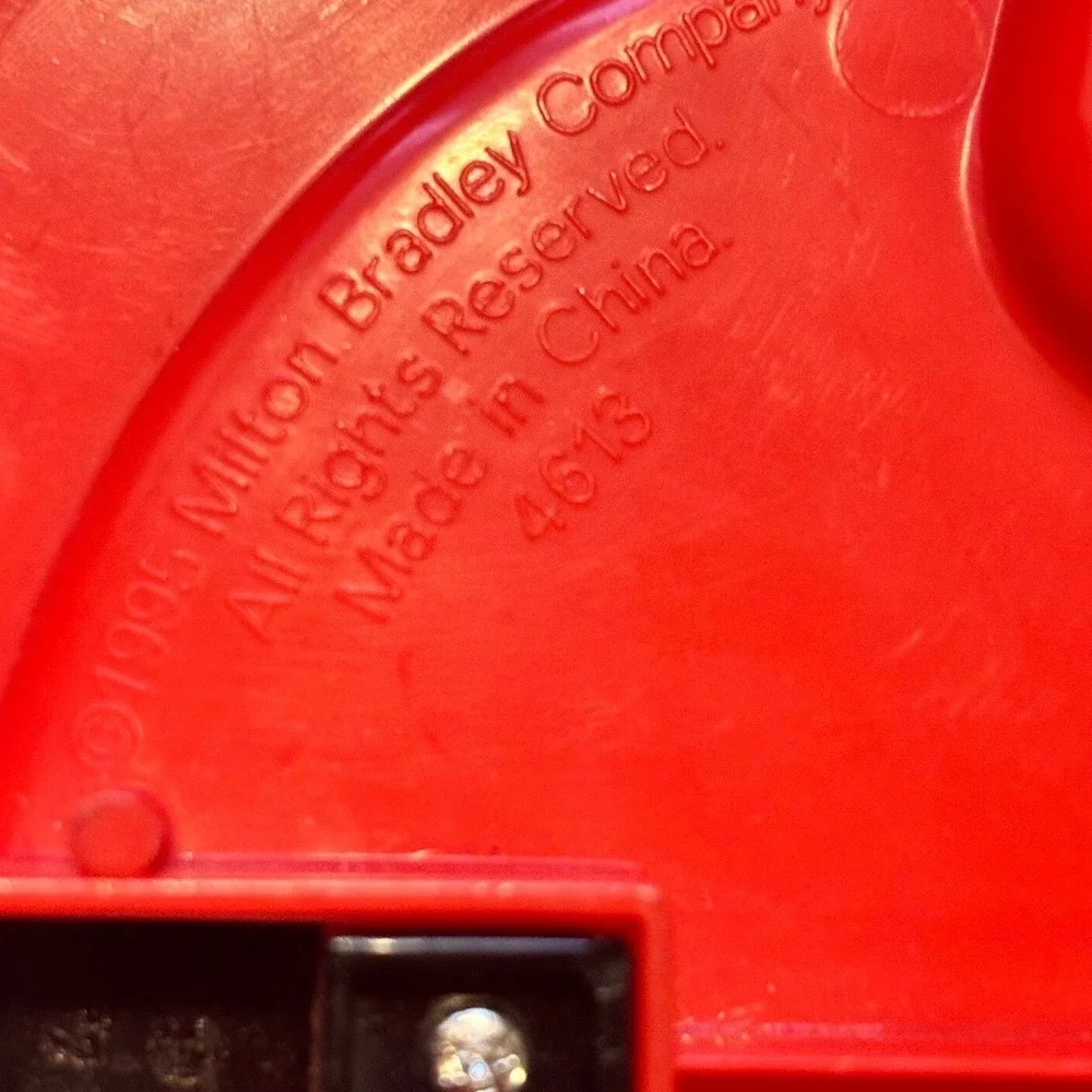VINTAGE 1995 Milton Bradley Hungry Hungry Hippos Classic Red Game handHeld‎ mini